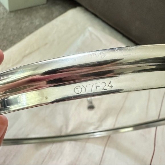 Tempered Glass Lid Inner Diameter 11.5” Reference # Y7F24 - Picture 4 of 5